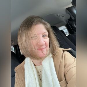 Meet your Posher, Gabrielle